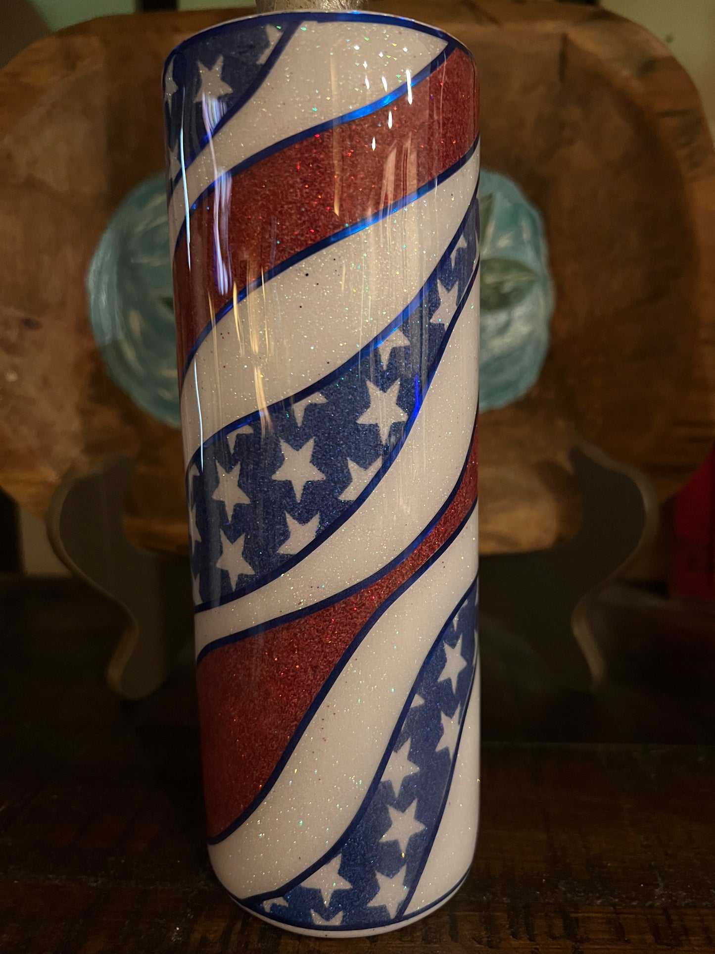 20oz Skinny Wavy American Flag Wrap