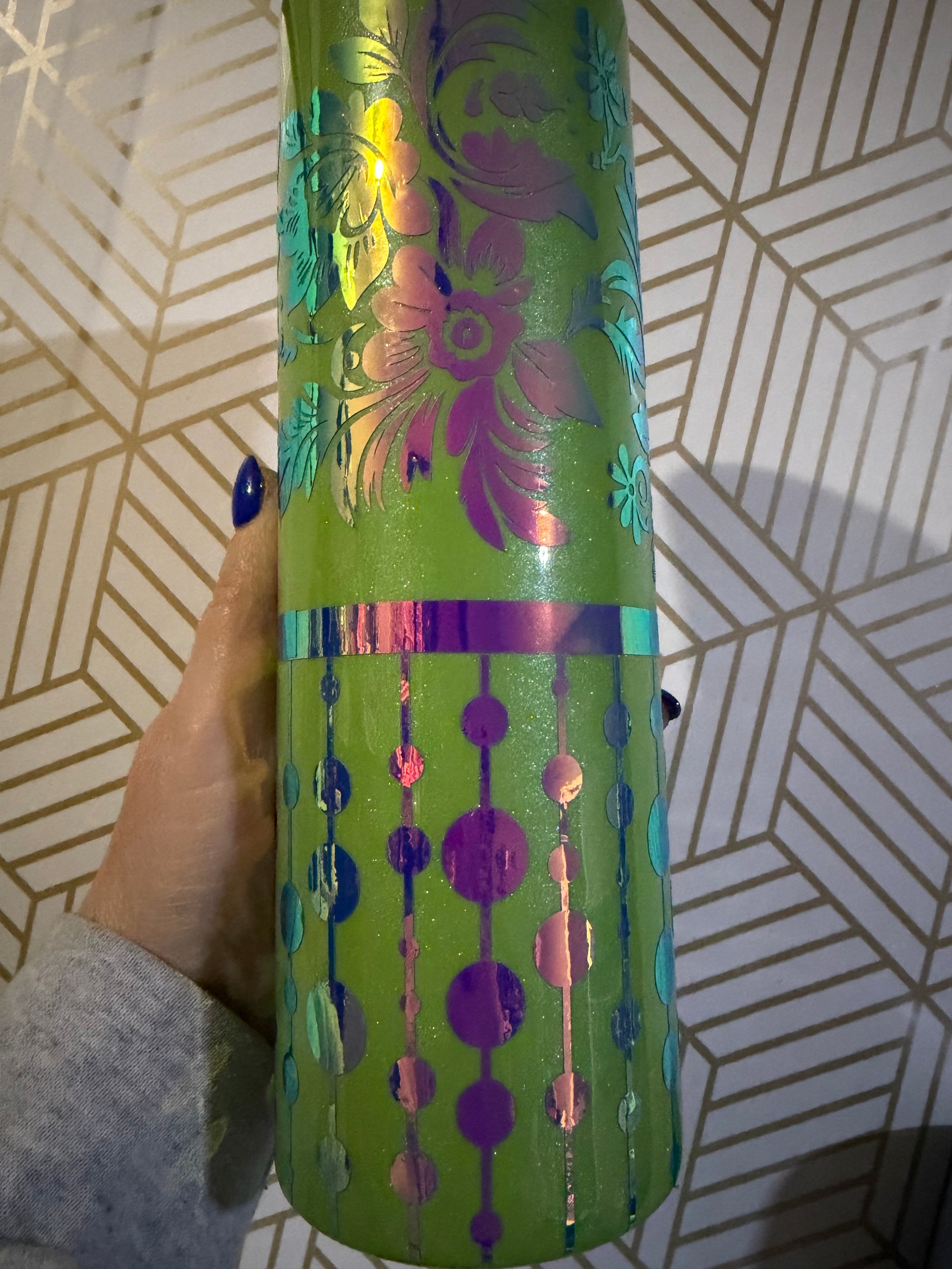 Lime and holo Spot Cup)