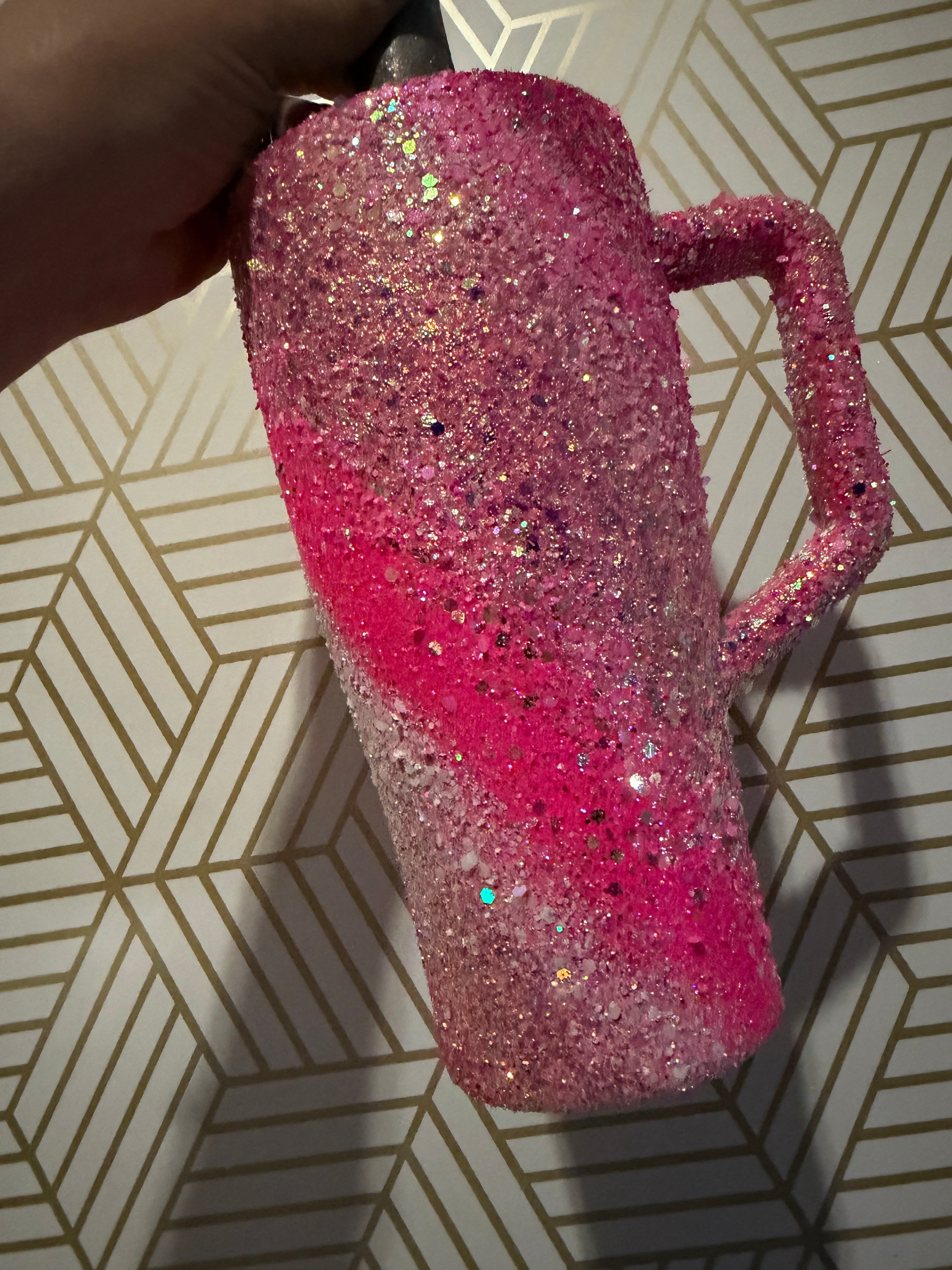 Bru- we heart pinks (Spot Cup)